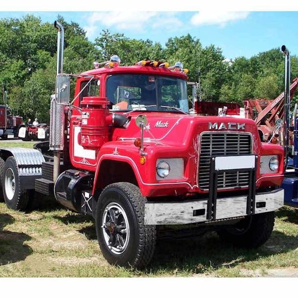 Mack RD SBA Bumper With 6" Breakback By Valley Chrome