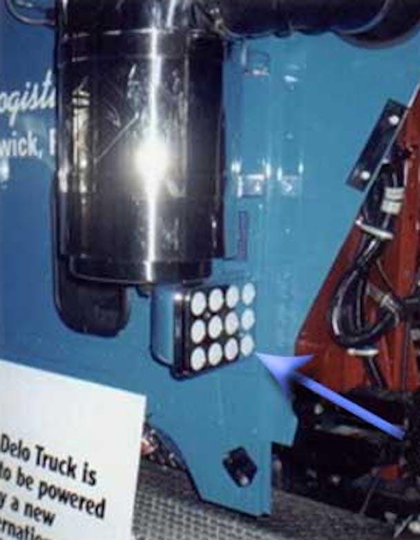 International 9900 Series Exterior Cabin Air Filter