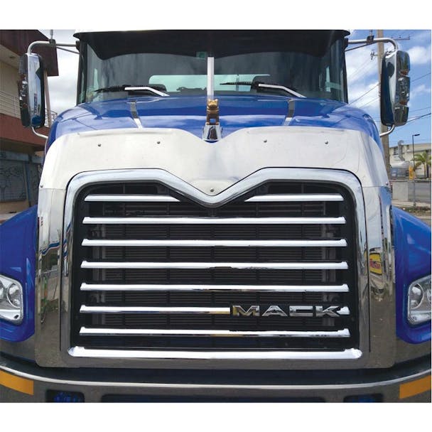 Mack Vision & Pinnacle Bug & Side Grill Deflector
