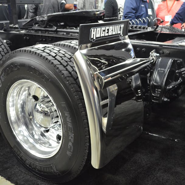 Hogebuilt 30" Quarter Fenders With Custom Mounting Kit On Truck