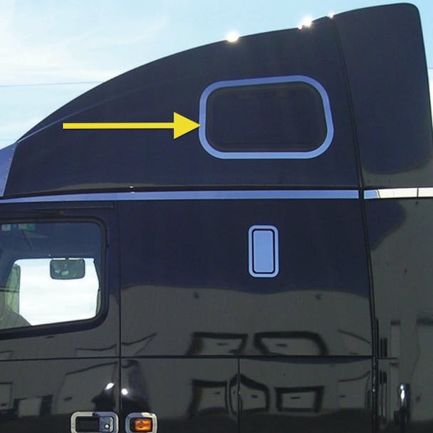 Volvo VN670 VN780 VT880 Upper Sleeper Window Trim