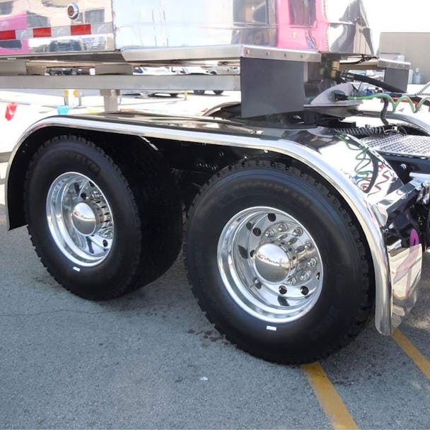 Hogebuilt Stainless Steel 143" Value Line Full Tandem Low Rider Fenders On Truck Side View
