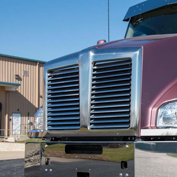 Kenworth T880 26 Louver Style Bar Grill Inserts
