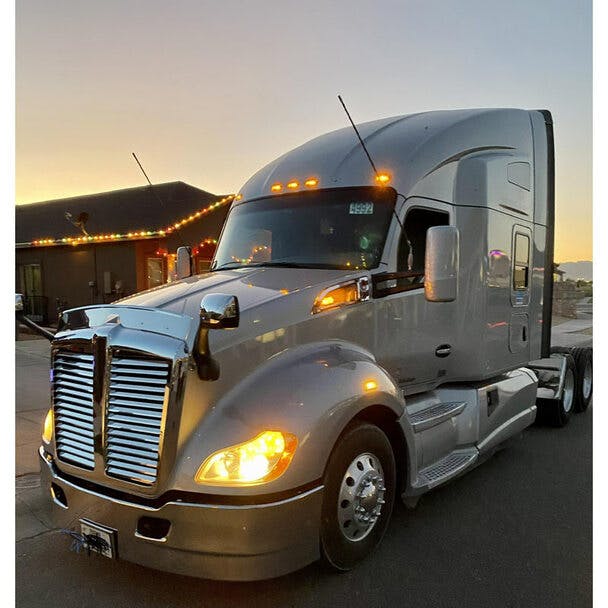 Kenworth T680 304 SS Hood Shield Bug Deflector