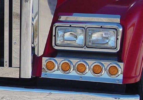 Freightliner Classic and XL Solid Mount Fender Guard with 10 Flat LED Lights By RoadWorks