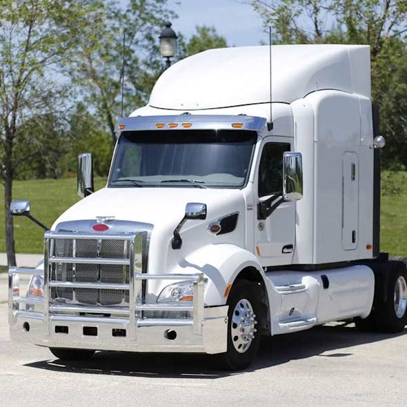 Peterbilt 579 SBA Herd AeroPLUS Grill Guard 2012-2020 Side