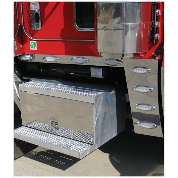 Peterbilt 388 Cowl Panel With Smoke LED Lights