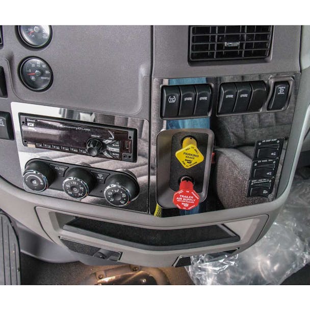 Peterbilt 567 579 589 Radio HVAC Trim - Mounted