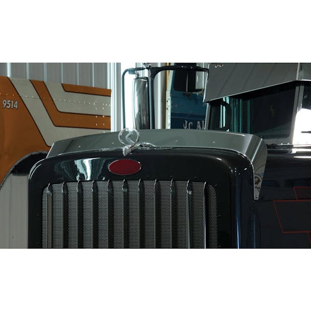 Stainless Steel Peterbilt 389 Bug Deflector