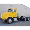 Kenworth T800 2007+ Metton Short Hood On Truck