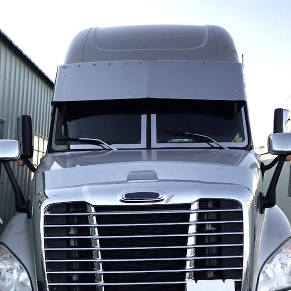 Freightliner Cascadia 18" Drop Visor W/ Optional 3/4" LED Lights