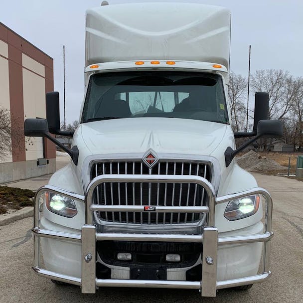 International LT ProStar Ali Arc Bolt-On Grill Guard