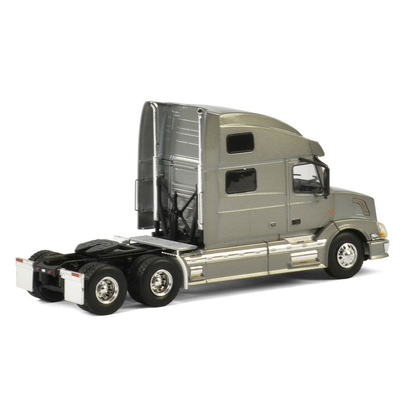 Volvo VNL 780 With Sleeper Replica 1/50 Scale - Raney's Truck Parts