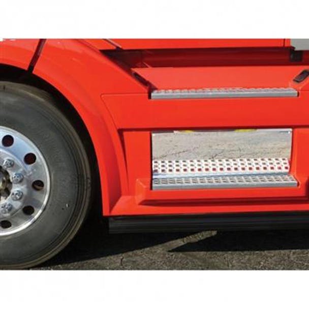 Volvo VNL Stainless Steel Front Lower Step Kick Plate (Installed)