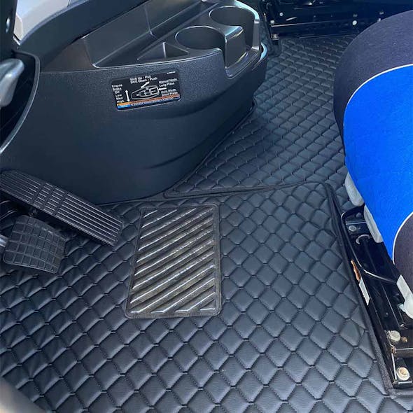 Freightliner Cascadia 2018+ 5-Piece Vinyl Floor Mat Set - Default