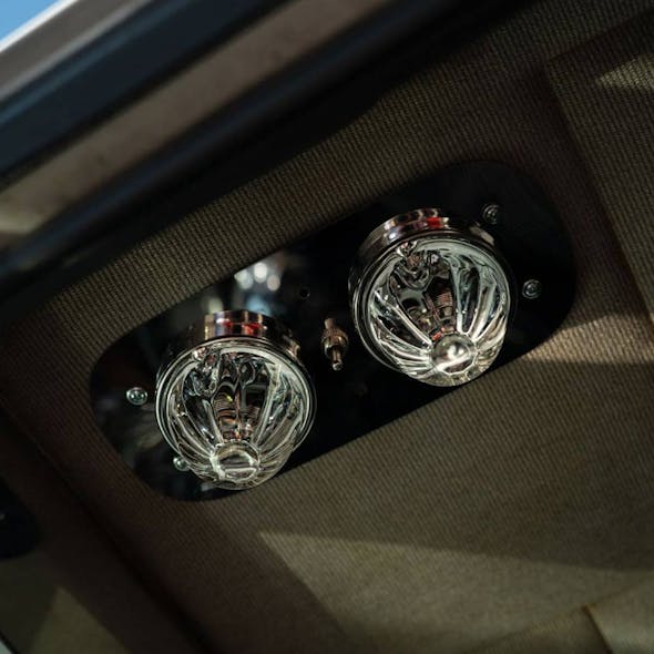 Peterbilt 379 Sleeper Light Bracket - Mounted