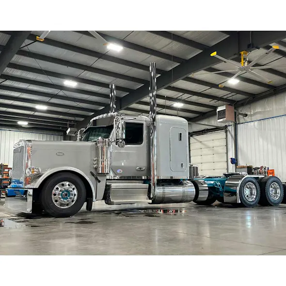 Hogebuilt Value Line 80" Rogue Series Ultimate Low Rider Fender - Full Truck View