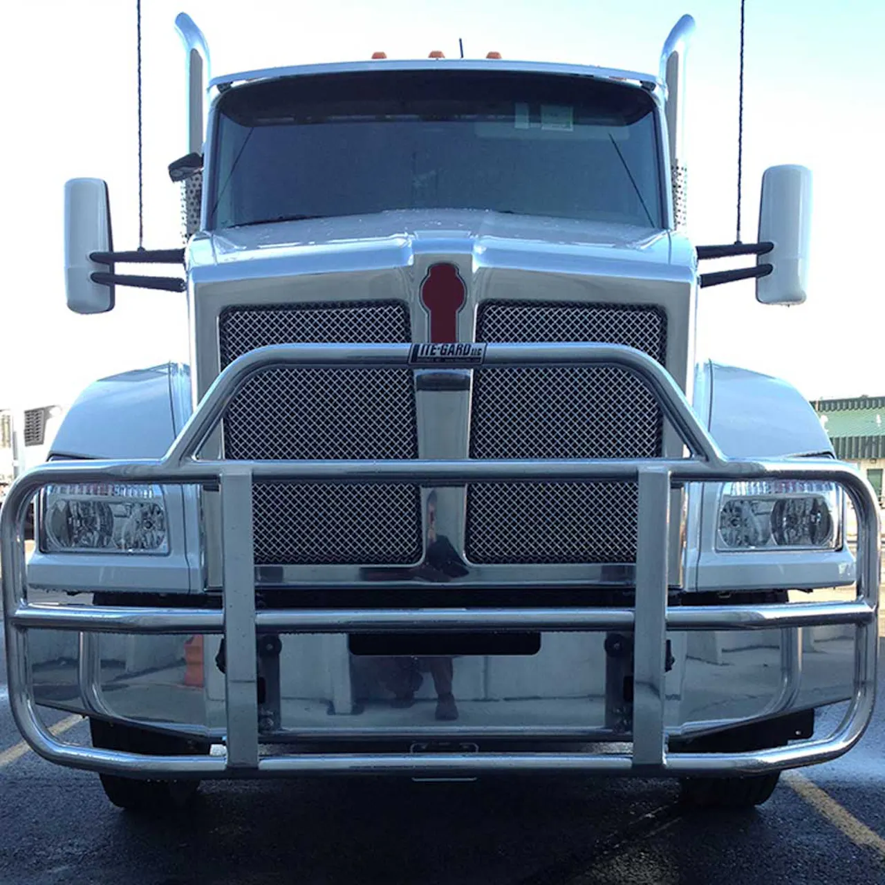 Kenworth T880 Lite-Gard Grille Guard 3XT Series | Raney's