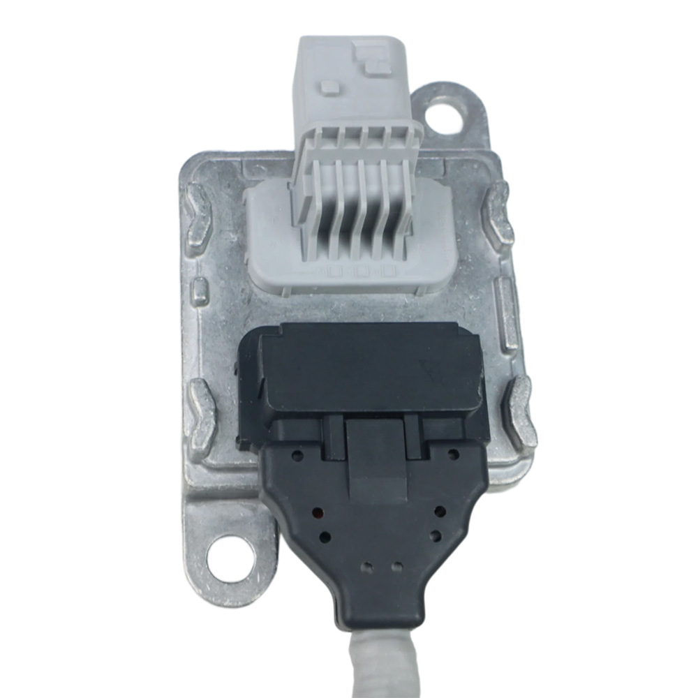 Freightliner Detroit Diesel Gen 3.5 NOx Sensor A0101532328