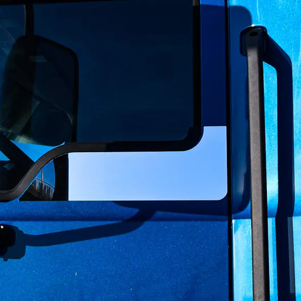 Mack Anthem 2018+ Lower Window Accent Trims By Valley Chrome-Thumbnail
