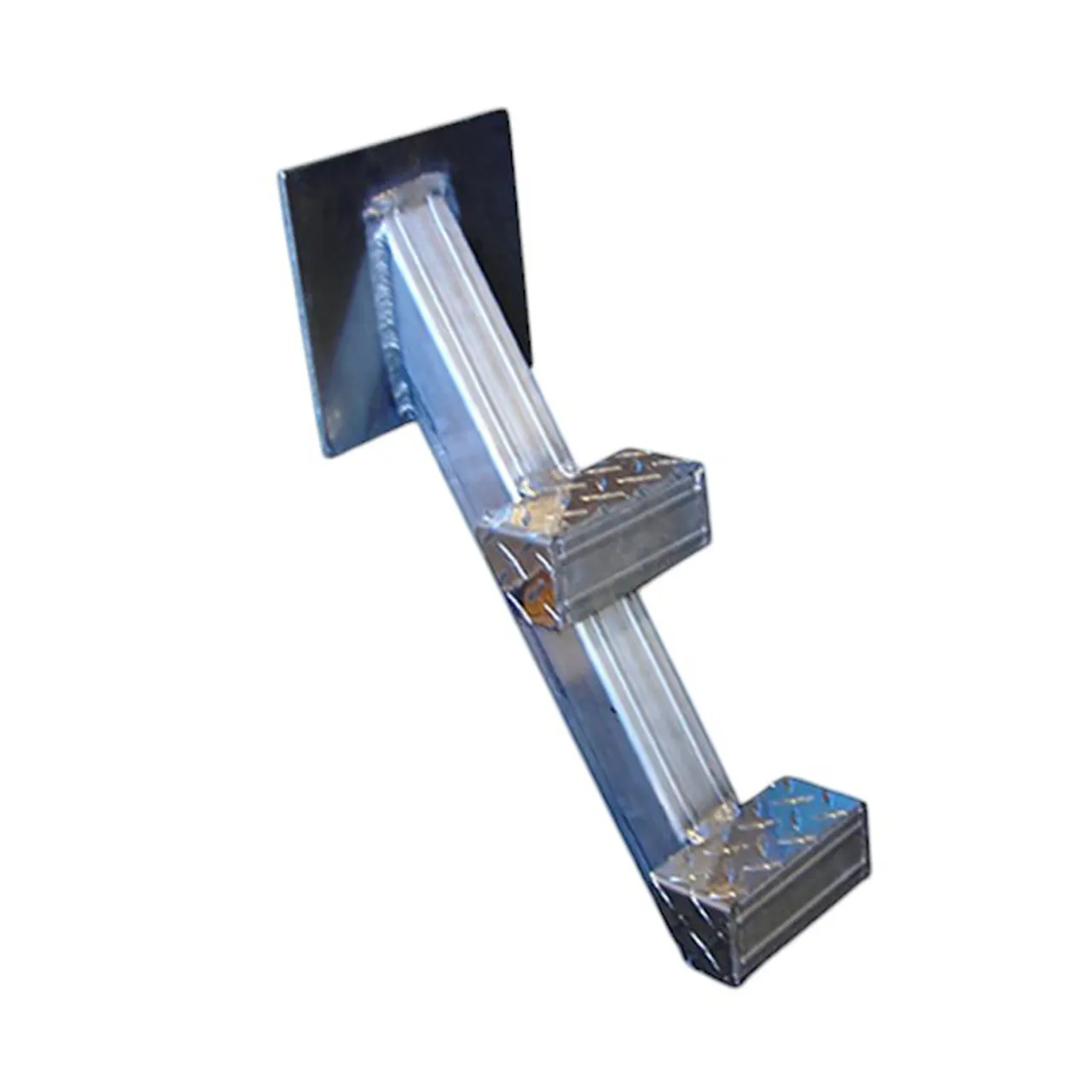 Slim Line Bolt-On Frame Step | Raney's