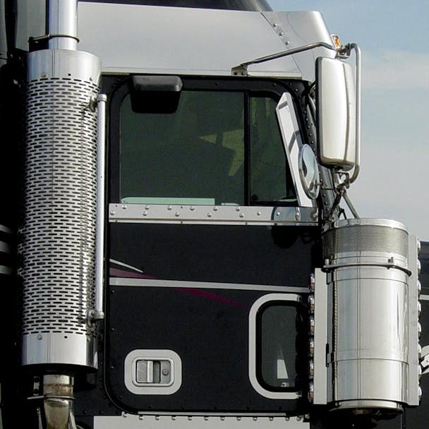 Freightliner Classic Under Window Trim