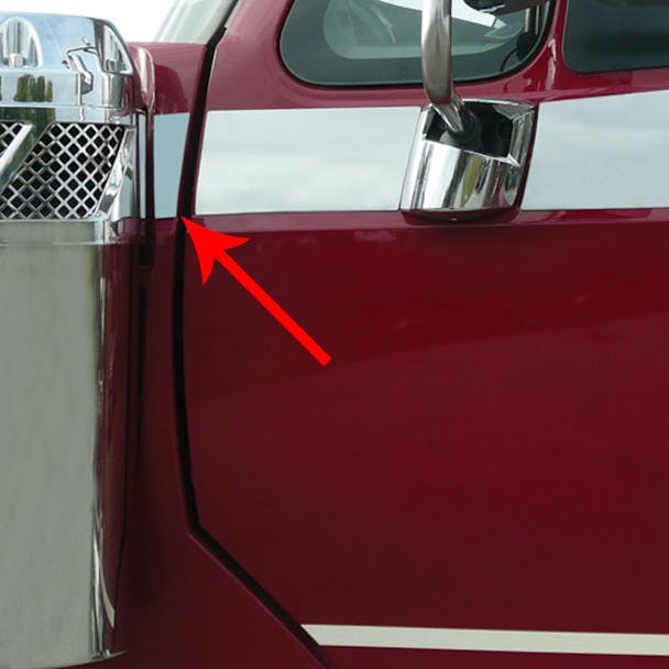 International Lonestar Between Door and Breather Trim By Roadworks