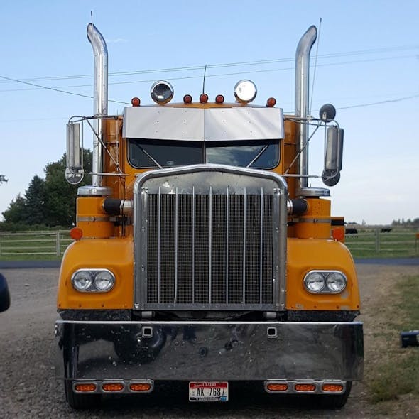 Kenworth W900A Visor