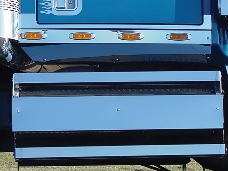 Western Star Constellation Low Max Cab Panels By RoadWorks